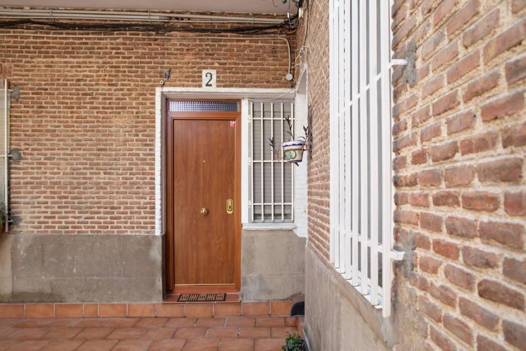 Encantador Apartamento Reformado En Tetuan By Bebalmy Madrid Exterior foto